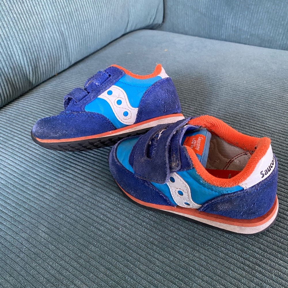 Baby Saucony Jazz size 6